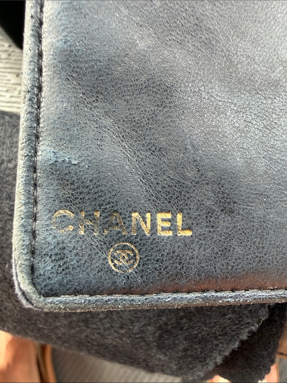 Authentic CHANEL Black Pebbled Leather Wallet with Embossed CC (with chain) - Picture 8 of 11